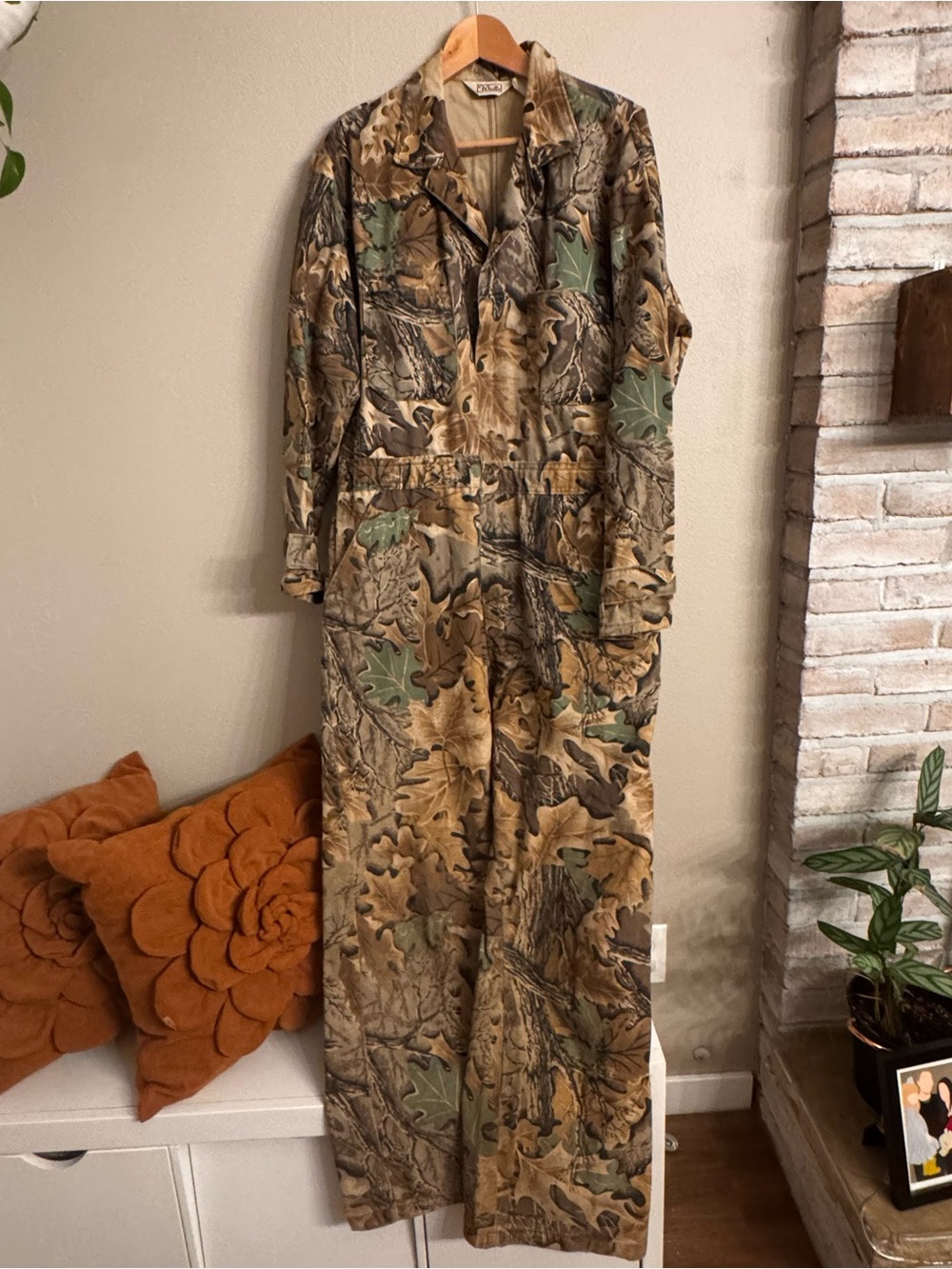 VINTAGE WALLS Camouflage Utility Jumpsuit